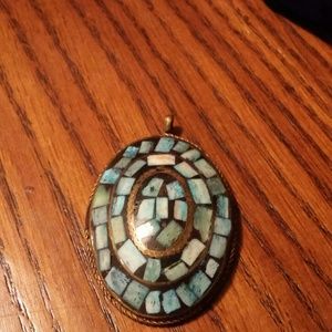 Pendant (precious stones)